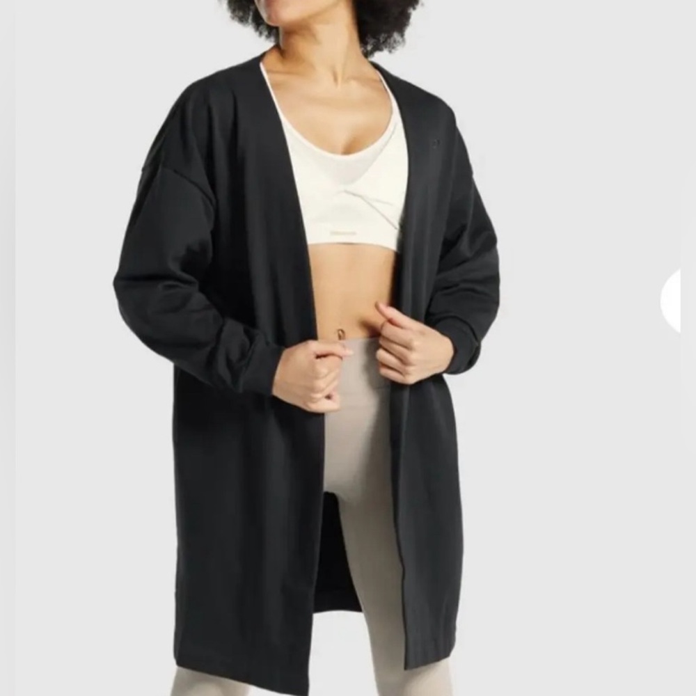 Gymshark NWOT black oversized duster, medium
